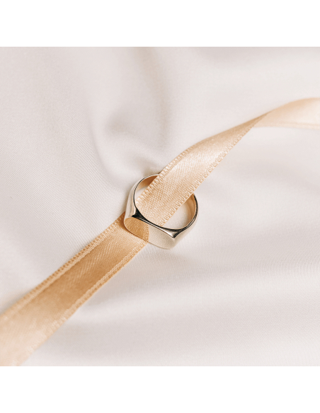 Signet ring Minimalist, handcrafted - Monom