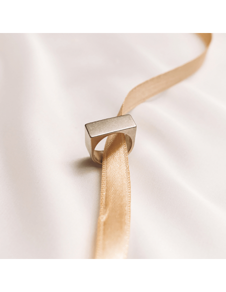 Signet ring Minimalist, handcrafted - Monom