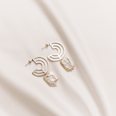 The Extrovert Circle Hoops pearl earrings  Minimalist, handcrafted - Monom