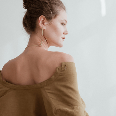 Ohrringe ALPHABET STÄRKE Minimalistisch, handgefertigt. - Monom