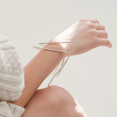 Bratara ALPHABET RHYTHM Minimal, realizata manual. - Monom