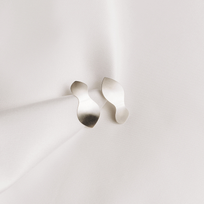 Cercei Roua Minimal, realizat manual. - Monom