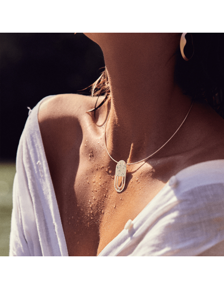 The Luna necklace Minimalist, handcrafted - Monom