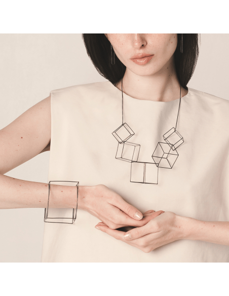 TRANSLATIONS NECKLACE