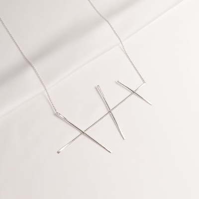 ALPHABET EDDA Minimal Necklace - Handmade by Monom