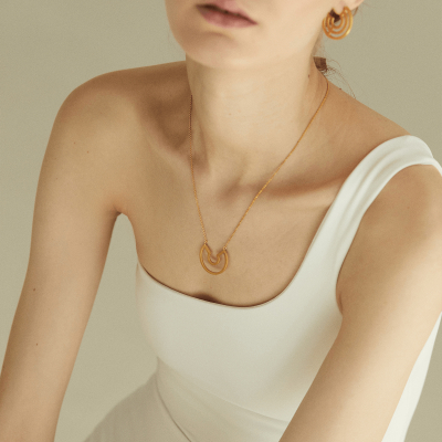 Colier Labyrinth Introspect Minimal, realizat manual. - Monom 2