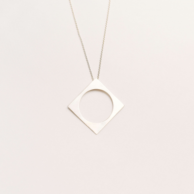 Colier PLATTITUDE S-CIRCLED Minimal, realizat manual. - Monom