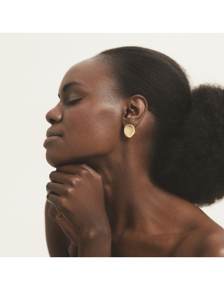 SIA UNO Minimal Earrings, Handmade by Monom