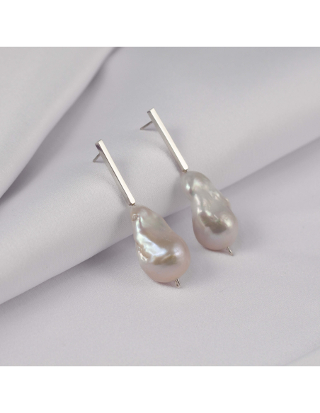 LINIA Lush Minimal Earrings, Handmade by Monom