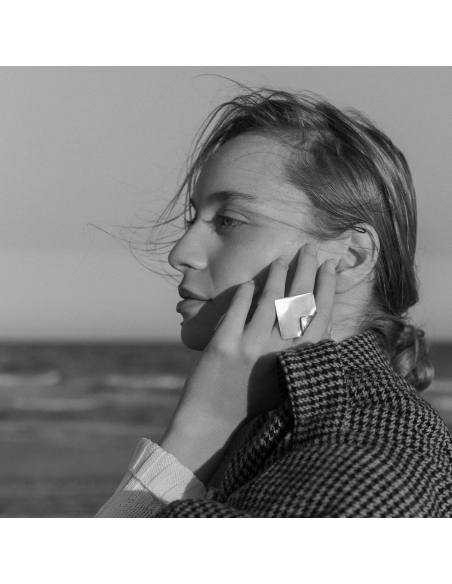 Inel IMPERFECT SQUARE Minimal, realizate manual. - Monom