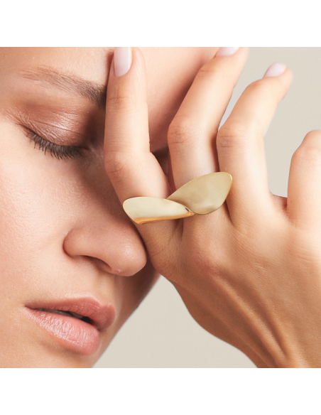 Etala Petal Minimal Ring, Handcrafted - Monom