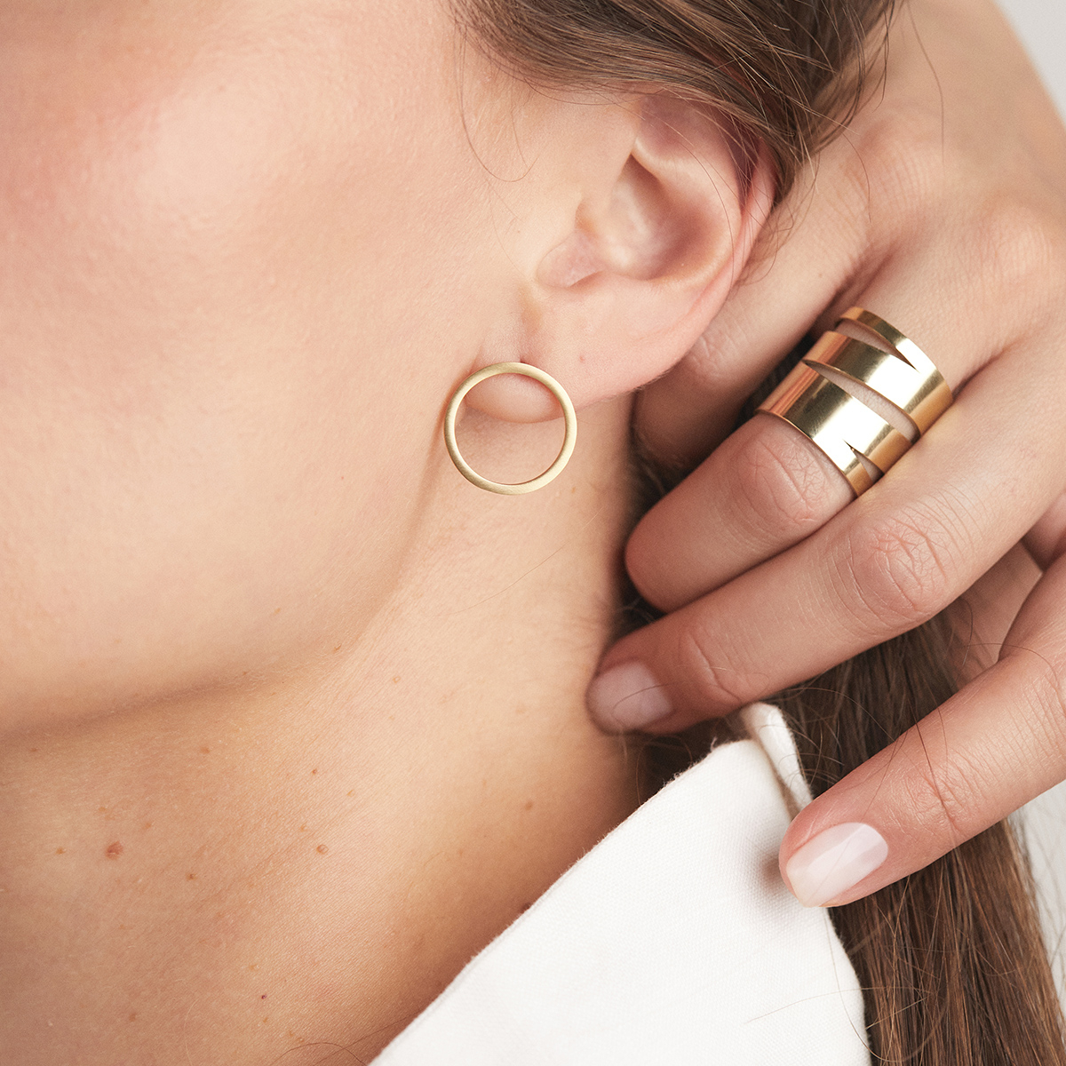 Cercei PLATTITUDE EMPTY CIRCLES Minimal, realizati manual. - Monom