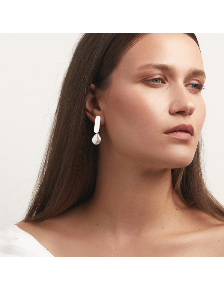 Lush Oval Minimal Earrings - Handmade by Monom