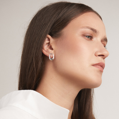 Cascara Oval Small Minimal Earrings - Handmade by Monom