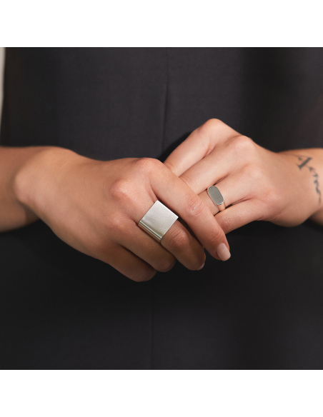 PLATTITUDE RING SQUARE Minimalist, handcrafted - Monom