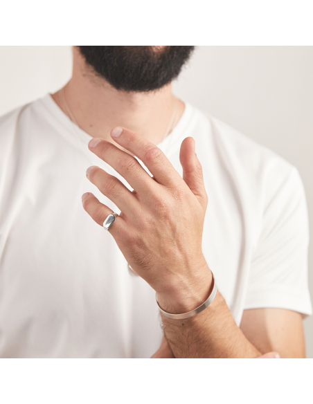 Signet ring Minimalist, handcrafted - Monom