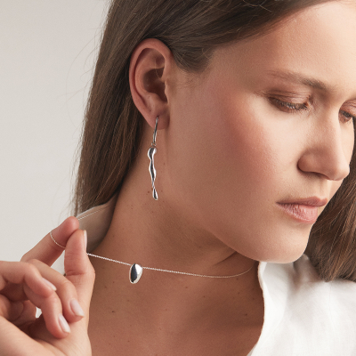 SIA Minimal Necklace, handcrafted. - Monom 2