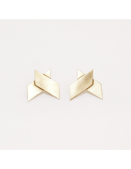 ALPHABET STRENGTH earrings Minimalist, handcrafted - Monom