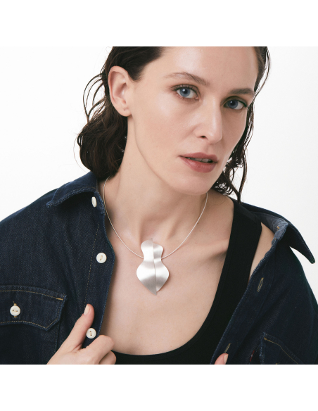 Colier FORMA design minimal, realizat manual. - Monom