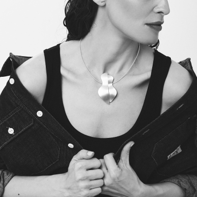 Colier FORMA design minimal, realizat manual. - Monom