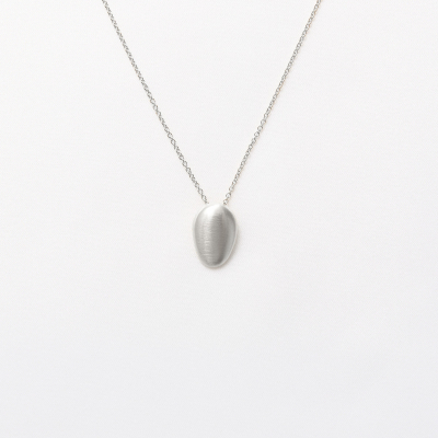 SIA Minimal Necklace, handcrafted. - Monom
